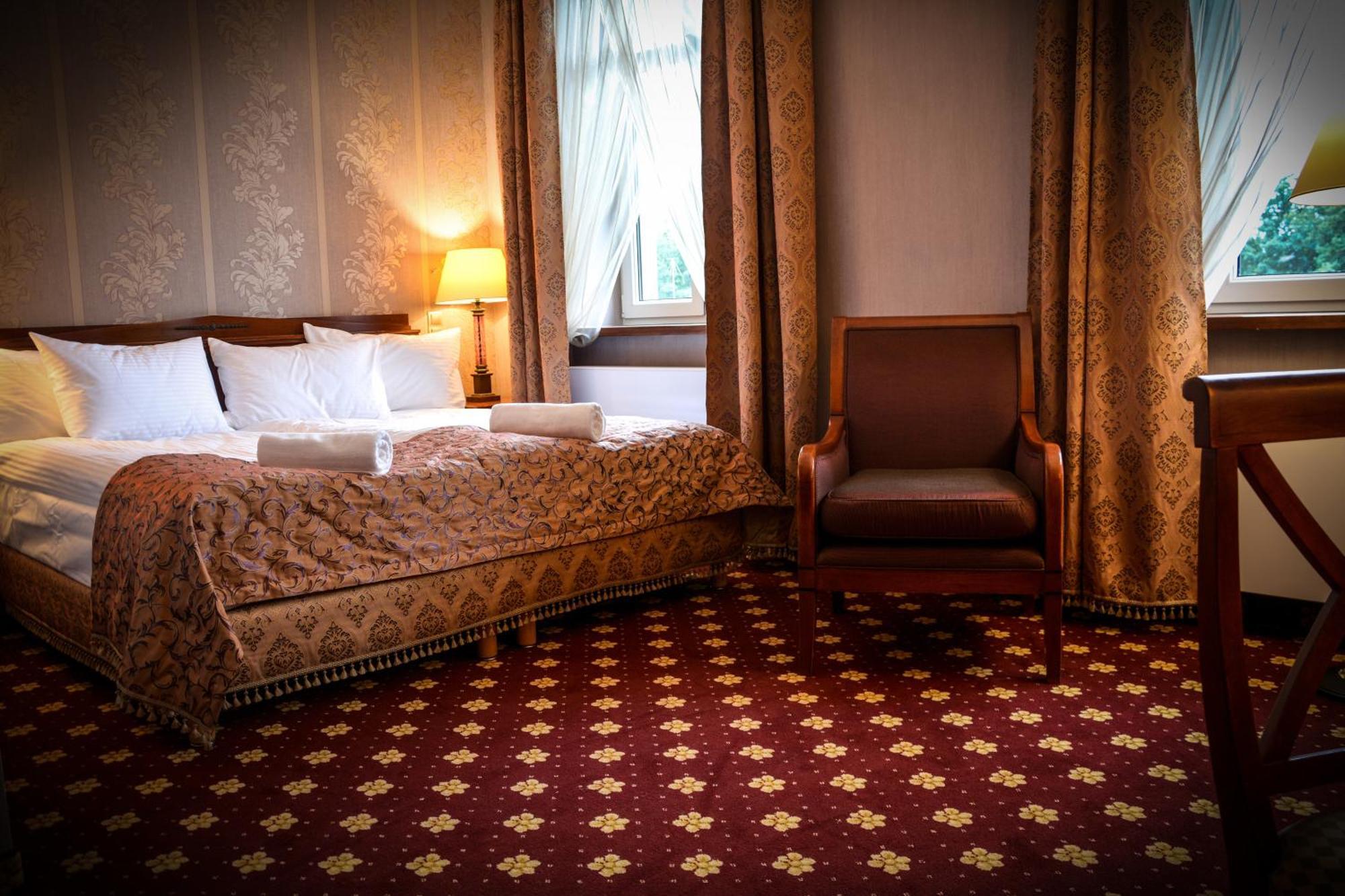 Komoda Club Residence Каліш Номер фото