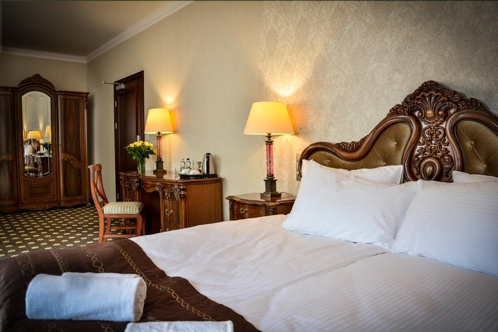 Komoda Club Residence Каліш Номер фото