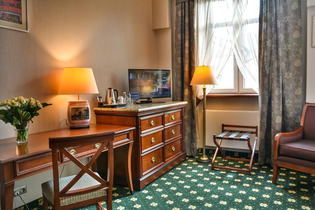 Komoda Club Residence Каліш Номер фото